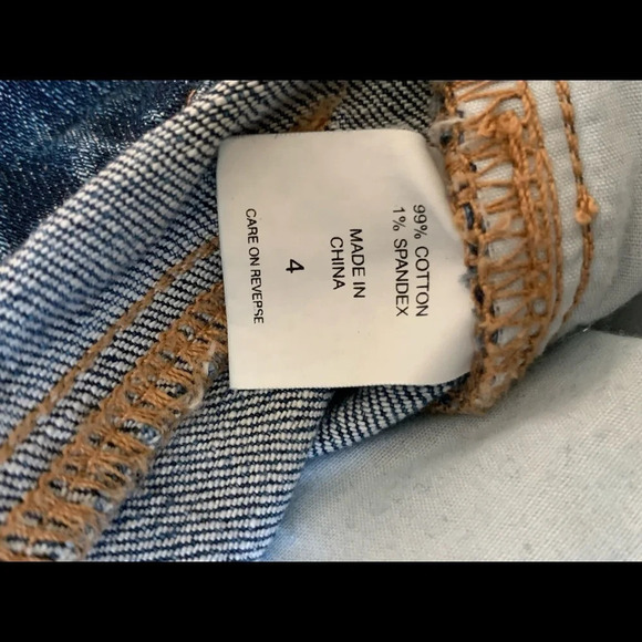 NEW York & Company Low waist Slim slouch leg. size 4 - Picture 6 of 15